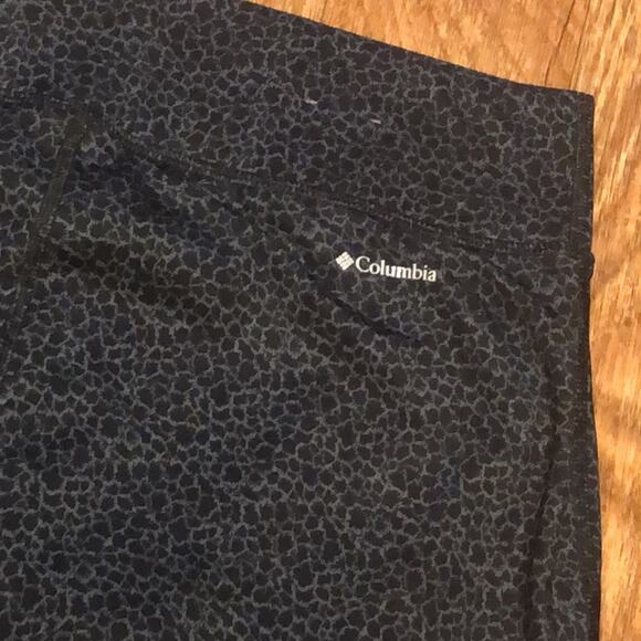 Columbia Black and Gray Animal Print Skirt with Built in Shorts Size Small - Picture 4 of 8